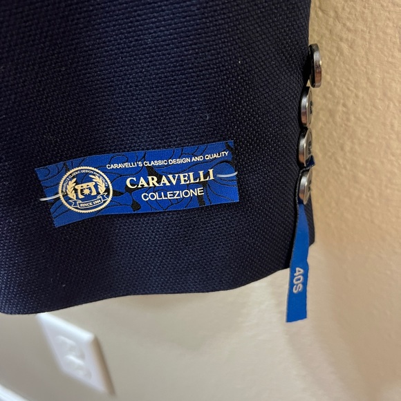 Brand New With Tags Caravelli Men’s Blazer. Size 40S - Picture 6 of 6